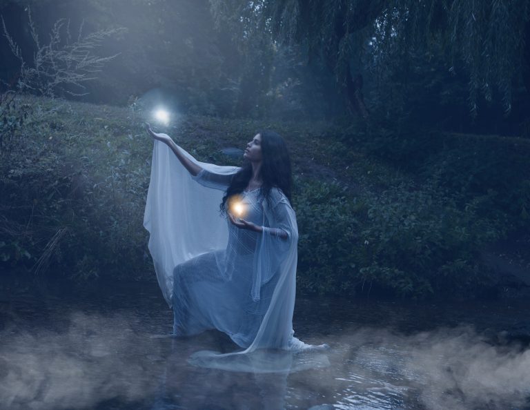 Fantasy-Shooting-Moonlight-Composing
